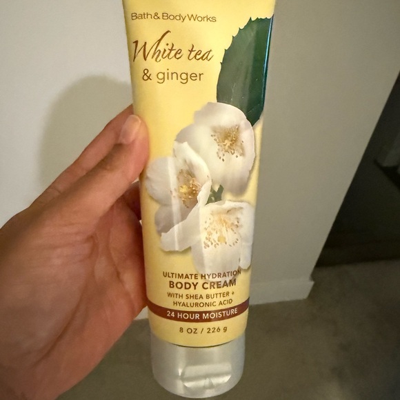 Bath and body Body Works White Tea and Ginger body cream NEW - Picture 1 of 4